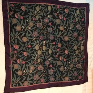 Smithsonian Institution silk scarf